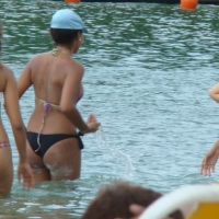 Amazing ebony ass in blue bikini with other sexy friends in bikinis 45416643RqR.jpg