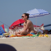 Candid beach and bikini babes 44929216vfC.jpg