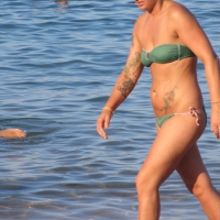 Candid beach and bikini babes 47109482rTs.jpg