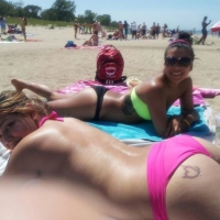 Candid beach and bikini babes 1452900624890.jpg