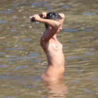 38609215WbQ.jpg