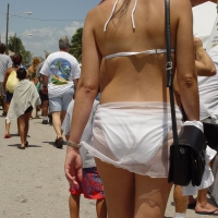 Beach and bikini babes 44045066ynE.jpg
