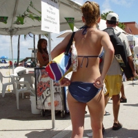 Beach and bikini babes 44045068mOQ.jpg