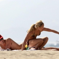 Sexy actress Hayden Panettiere paparazzi pics hayden_panettiere_02_003.jpg