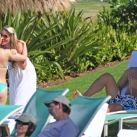 Sexy actress Hayden Panettiere paparazzi pics hayden_panettiere_06_002.jpg