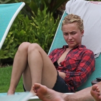 Sexy actress Hayden Panettiere paparazzi pics hayden_panettiere_16_002.jpg