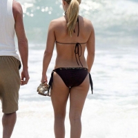 Sexy actress Hayden Panettiere paparazzi pics hayden_panettiere_18_001.jpg