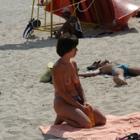 Verna topless beach girls out in the sun 0019.jpg