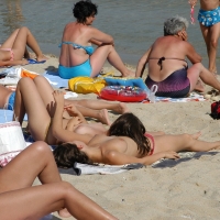 Verna topless beach girls out in the sun 0031.jpg