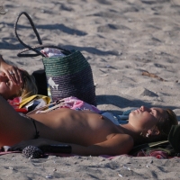 Verna topless beach girls out in the sun 0131.jpg