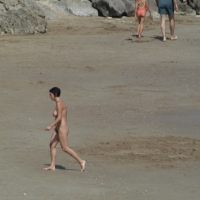 Sexy mature girls on Vilanova topless beach 0036.jpg