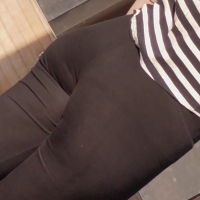 Strawberry blonde in leggings