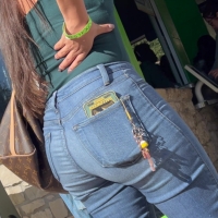 Candid sexy Latina girl with a nice ass in tight jeans while standing in line Wild Latina.mp4-2023-01-04-17h58m55s954.jpg