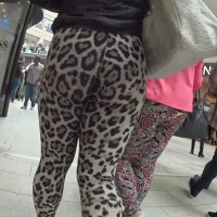 Booty in leopard leggings