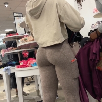 Amazing ebony ass
