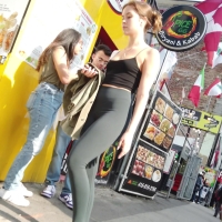 Beautiful candid slim babe with small boobs and pokies and a nice booty with vtl in leggings GD-TDF Ep. 17a - Cute Chick in Teal Leggings.mp4-2025-01-11-12h09m16s389.jpg