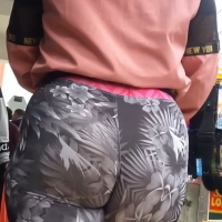 booty,leggings,ass 2.jpg.f4c4f0eb711ff4c1cc2744aa78441fc8.jpg