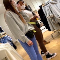 booty,leggings,ass 2F0538DF-C638-43AF-8F70-512044CC6B44.thumb.jpeg.65eae9d49ea93ce96f06cddfd757c2b0.jpeg