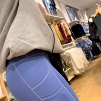 booty,leggings,ass 4F3251A0-6350-42CC-B598-C8691D013F7A.thumb.jpeg.91d6f6e015d773c0b99fc8d8c75feae4.jpeg