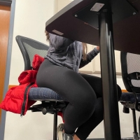 booty,leggings,ass 55AD12EE-A642-4380-970E-A0862EC5B21F.thumb.jpeg.5ba37cdf619fc386accd119675a3d4b3.jpeg