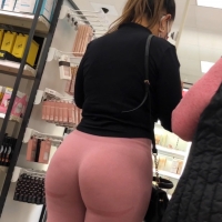 Thick Latina booty in pink