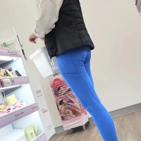 Candid Ulta chicks with skinny little asses in tight leggings Ulta Booty.mp4-2023-01-13-16h36m07s695.jpg