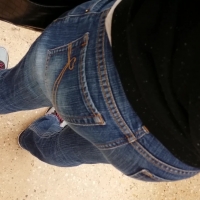 Tight ebony booty in jeans