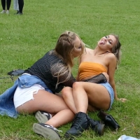 Two hot ass festival chicks