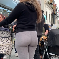 Sexy candid young milf with a sexy big booty and vpl in grey leggings BritishArse9.MOV-2022-01-14-13h54m19s410.jpg