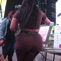 Candid NYC Morena milf with a phat booty in tight leggings C&G458.mp4-2023-01-14-16h09m58s716.jpg