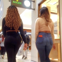 Candid ebony duo with sexy asses in tight jeans and leggings at the mall Mall Baddies.mp4-2023-01-16-16h37m09s762.jpg