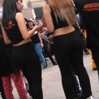 Latina chicas in leggings with nice asses and vpl Latinas in leggings