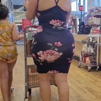 Phat ass candid milf in a tight see through skirt showing her tiny thong (horizontal) blsoueakdnnekadrsaienswd.mp4-2023-01-21-08h06m12s435.jpg
