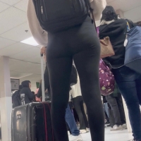 Airport leggings