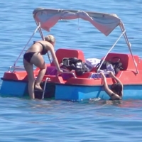 Boat babes
