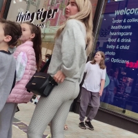Hot ass candid blonde milf with a sweet ass in silver Tik Tok leggings The_Joker - Video_364.mp4-2023-01-22-08h16m05s245.jpg