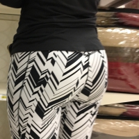 Black and white patterned leggings booty on cute girl at Target Black and white patterned leggings ass