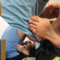 College babe showing her bare feet College babes bare feet