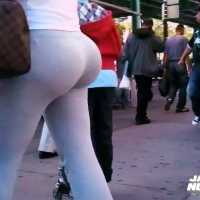 Bubble butt Latina milf