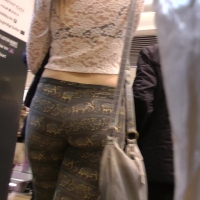 Candid ass in patterned leggings (part 1)