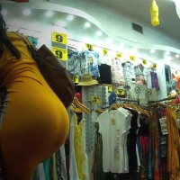 Two big booty ebony chicks