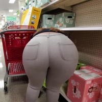 Candid Latina milf with a huge round ass in tight jeans shopping C&G306.mp4-2023-01-27-16h19m13s755.jpg