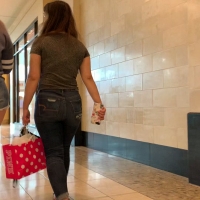 Big booties at the mall