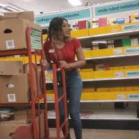 tight shirt 2.mp4_snapshot_00.11_[2024.01.28_10.58.55].jpg