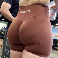 Smoking hot candid Latina babe with an incredible ass in Diosa Fit spandex shorts diosa_fit_latina_fitx_4K_MEDIUM_FR30.mp4-2023-01-29-08h43m05s099.jpg