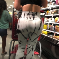 Hot ass candid milf with a sexy round bubble butt in tight leggings IMG_0945.MP4-2023-01-29-09h06m00s092.jpg