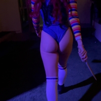 Hot ass candid Halloween girl in a sexy Chucky outfit showing her amazing ass Halloween - CHUCKY.MOV-2023-01-31-16h47m40s055.jpg