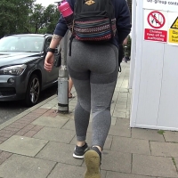 Candid sexy brunette babe with a big booty in tight grey leggings BP260.mp4-2024-02-01-06h10m01s373.jpg