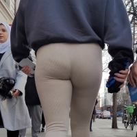 Candid sporty brunette chav with a sexy dimples ass in leggings Sporty chav 4k.mp4-2024-02-01-17h07m58s084.jpg
