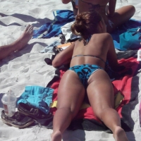 Beach booty in blue